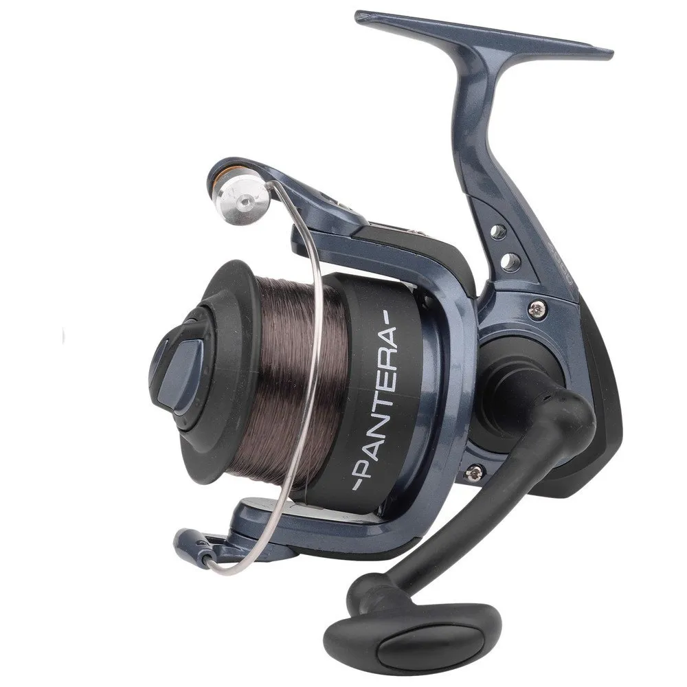 Spole komplektā ar jau uztītu kvalitatīvu monofīlo auklu 0.24mm 150 metri. Spole piemērota fīdermakšķerēšanai.