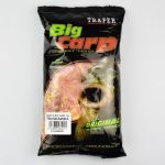 Traper Big Carp pamatā ir 100% dabīgi graudi un citas kvalitatīvas izejvielas, kas veido labi sabalansētu, termiski sagatavotu maisījumu, kas piesaista lielās karpas ar savu augsto ogļhidrātu saturu. Tās oriģinālās garšas un smaržas īpašības tiek paspilgtinātas ar ar dažādiem aromātiem, nodrošinot efektīvu zivju piesaistīšanu.